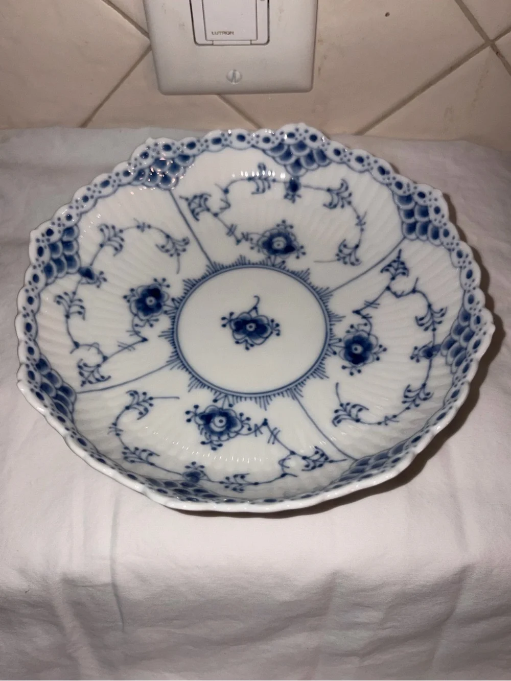 RARE Vintage Royal Copenhagen Blue Fluted Half Lace 511 Footed Compote Bowl dish